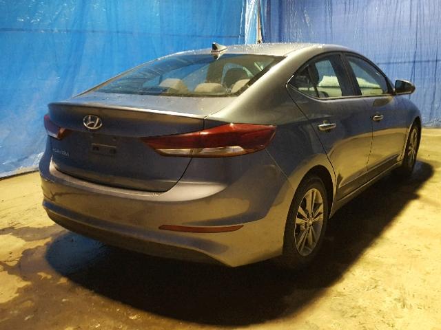 5NPD84LF4JH241985 - 2018 HYUNDAI ELANTRA SE GRAY photo 4