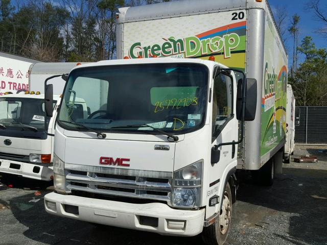 J8DE5W16987900779 - 2008 GMC 5500 W5504 WHITE photo 2