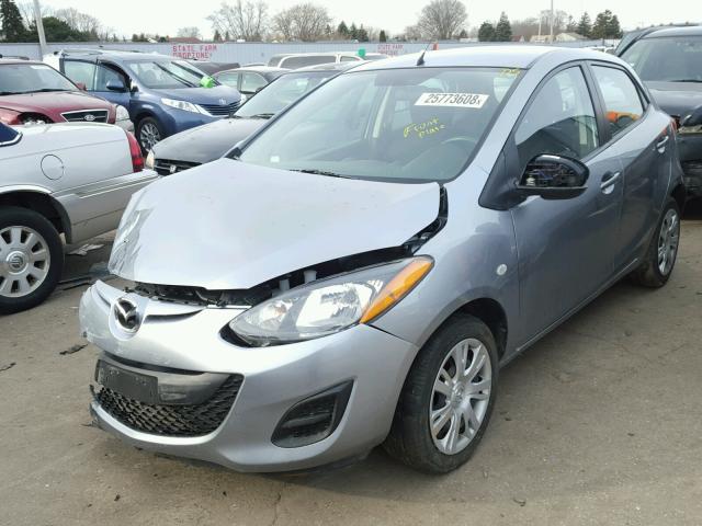 JM1DE1KY4D0152400 - 2013 MAZDA MAZDA2 SILVER photo 2