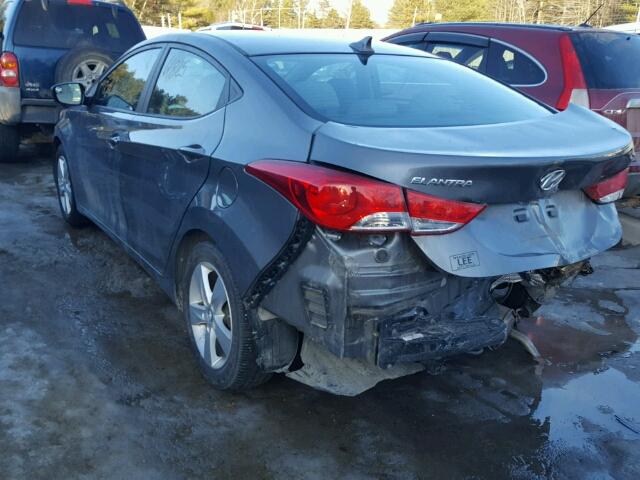 5NPDH4AE2DH380365 - 2013 HYUNDAI ELANTRA GL GRAY photo 3