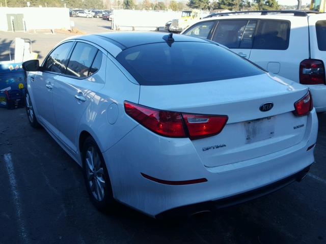 5XXGN4A77FG382697 - 2015 KIA OPTIMA EX WHITE photo 3