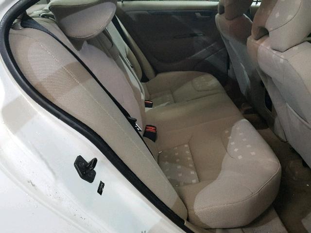 YV1RS592772641481 - 2007 VOLVO S60 WHITE photo 6