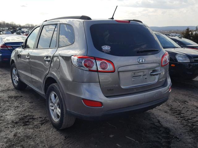 5XYZGDAB3CG102479 - 2012 HYUNDAI SANTA FE G GRAY photo 3