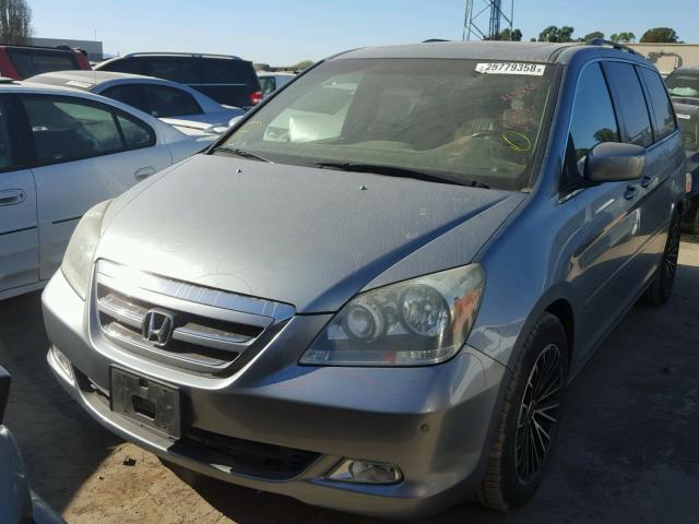 5FNRL38896B026682 - 2006 HONDA ODYSSEY TO SILVER photo 2