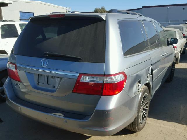 5FNRL38896B026682 - 2006 HONDA ODYSSEY TO SILVER photo 4