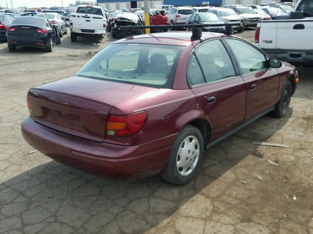 1G8ZH52812Z185975 - 2002 SATURN SL1 RED photo 4