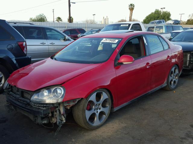 3VWDA71K19M031143 - 2009 VOLKSWAGEN GLI RED photo 2