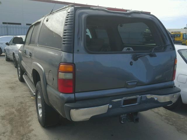 3GNGK26U2YG172740 - 2000 CHEVROLET SUBURBAN K GRAY photo 3