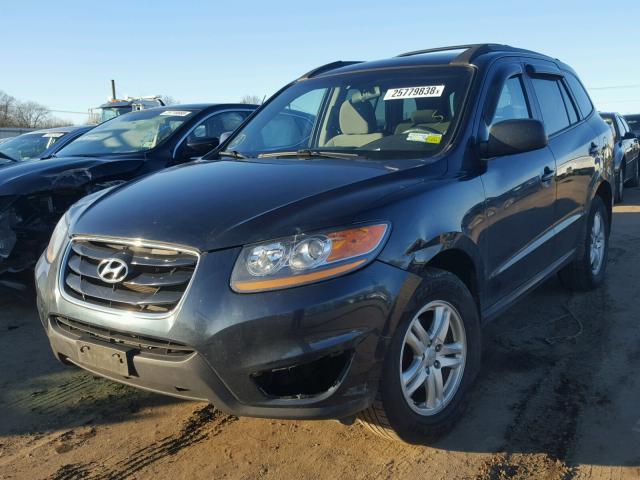 5NMSGDAB9AH403598 - 2010 HYUNDAI SANTA FE G GRAY photo 2