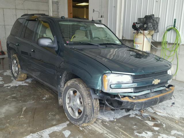 1GNDT13S452138803 - 2005 CHEVROLET TRAILBLAZE GREEN photo 1