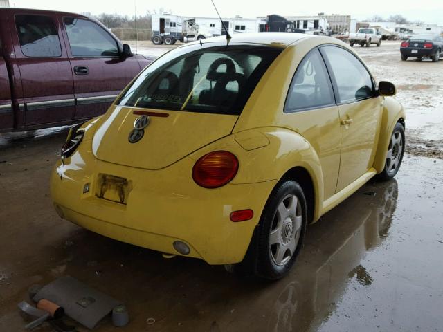 3VWCP21C11M413568 - 2001 VOLKSWAGEN NEW BEETLE YELLOW photo 4