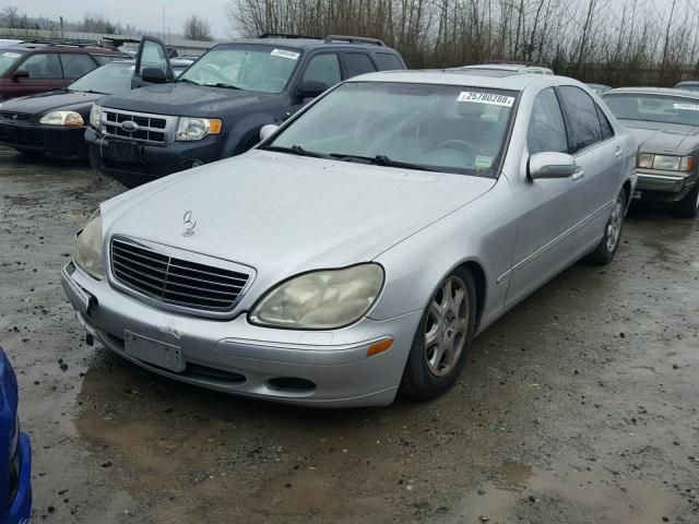 WDBNG70J61A153057 - 2001 MERCEDES-BENZ S 430 SILVER photo 2