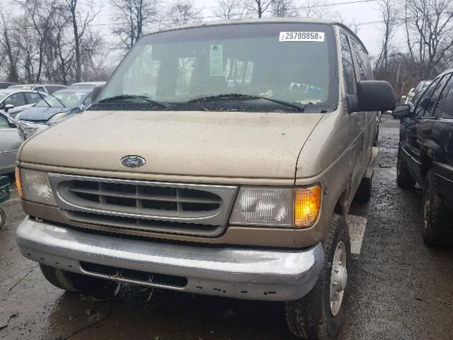 1FBSS31S1XHB65219 - 1999 FORD ECONOLINE TAN photo 2