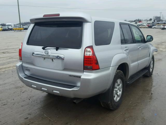 JTEBU14R770106639 - 2007 TOYOTA 4RUNNER SR SILVER photo 4