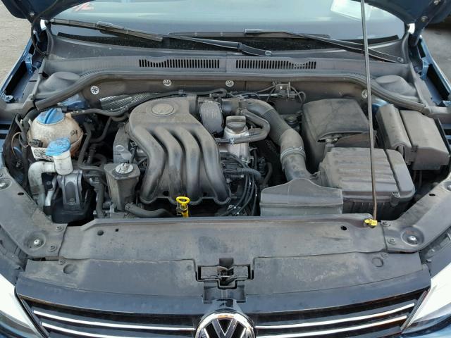 3VW2K7AJ7FM252981 - 2015 VOLKSWAGEN JETTA BASE BLUE photo 7
