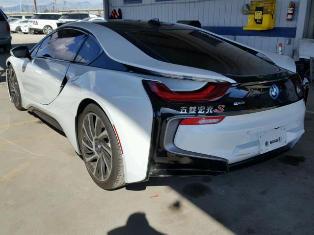 WBY2Z2C59GV675505 - 2016 BMW I8 WHITE photo 3