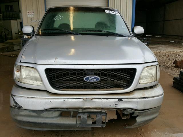 2FTRF17273CB01827 - 2003 FORD F150 SILVER photo 9