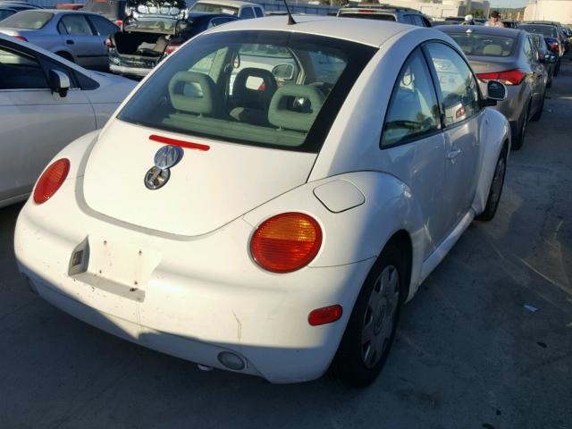 3VWCC21C1XM410223 - 1999 VOLKSWAGEN NEW BEETLE 白色 照片 4