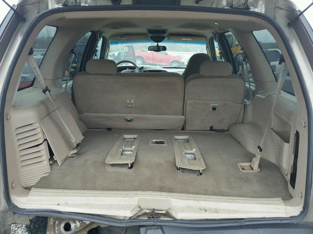 1FMRU15W12LA89847 - 2002 FORD EXPEDITION BROWN photo 9