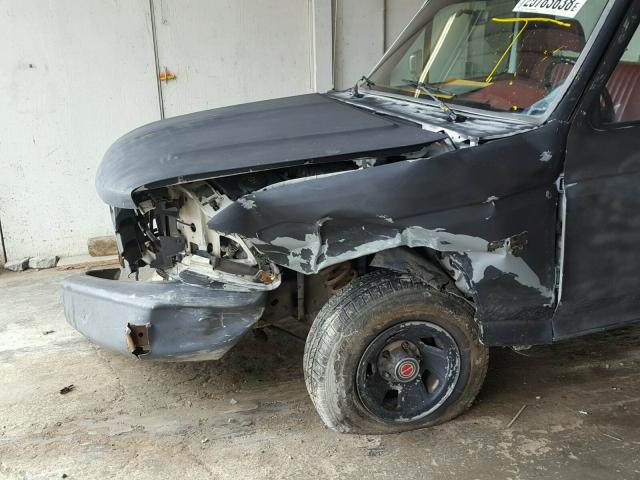 1FTDF15Y4PNA73065 - 1993 FORD F150 Schwarz Foto 9