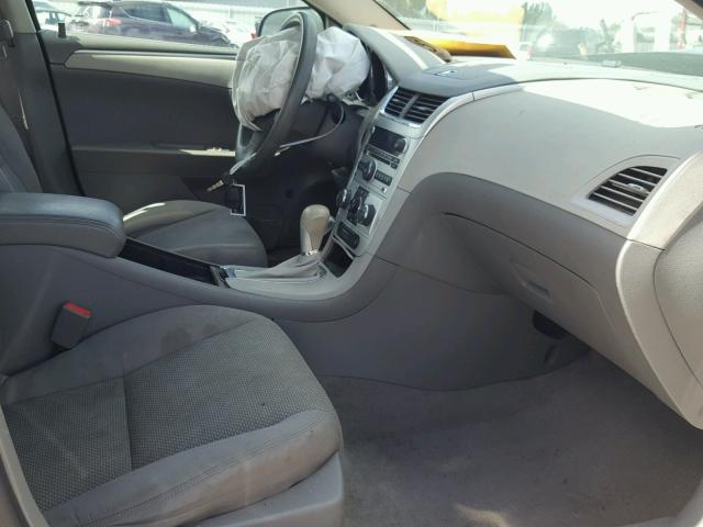 1G1ZC5E05CF352523 - 2012 CHEVROLET MALIBU 1LT 灰色 照片 5