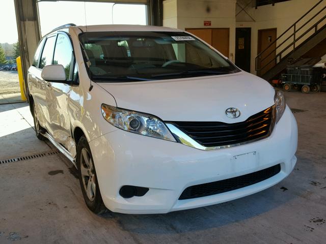 5TDKK3DC7ES495987 - 2014 TOYOTA SIENNA LE WHITE photo 1