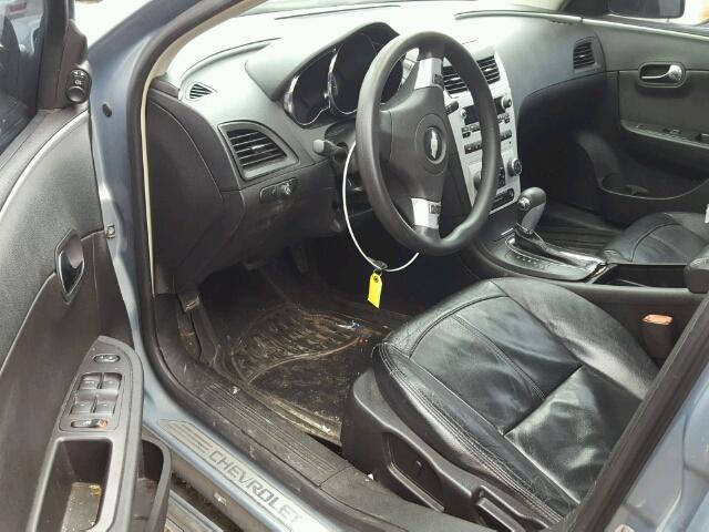 1G1ZH57B99F162247 - 2009 CHEVROLET MALIBU 1LT BLUE photo 9