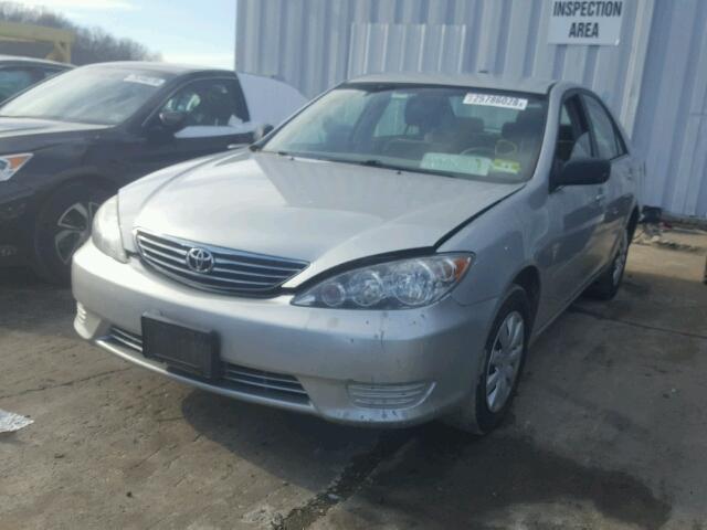 4T1BE32K16U731009 - 2006 TOYOTA CAMRY LE SILVER photo 2