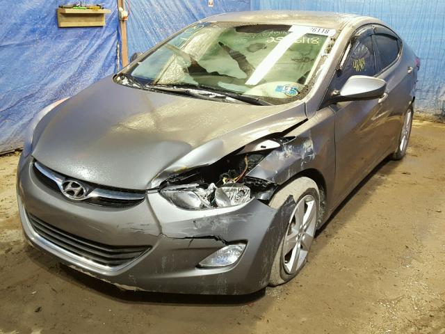 5NPDH4AE1DH320187 - 2013 HYUNDAI ELANTRA GL GRAY photo 2