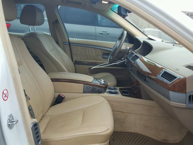 WBAGL63452DP53443 - 2002 BMW 745 I WHITE photo 5