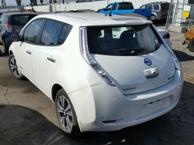 1N4BZ0CP2GC302931 - 2016 NISSAN LEAF SV WHITE photo 3