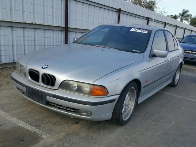 WBADE632XWBW60981 - 1998 BMW 540 I AUTO SILVER photo 2