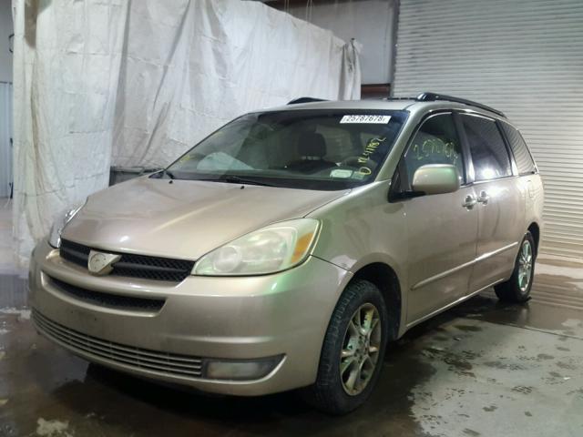 5TDZA22C94S215130 - 2004 TOYOTA SIENNA XLE TAN photo 2