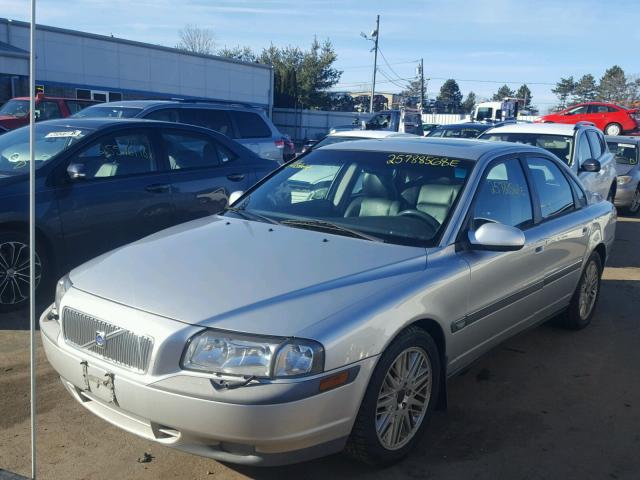 YV1TS91D121248777 - 2002 VOLVO S80 T6 TUR GRAY photo 2