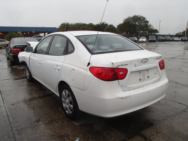 KMHDU46D97U102113 - 2007 HYUNDAI ELANTRA GL WHITE photo 3