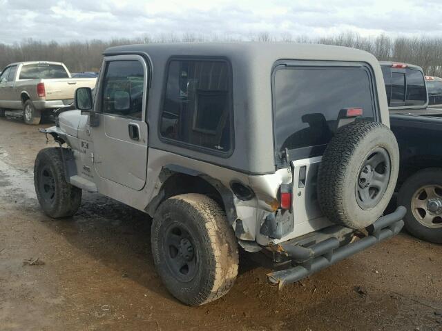 1J4FA39S35P305157 - 2005 JEEP WRANGLER X SILVER photo 3