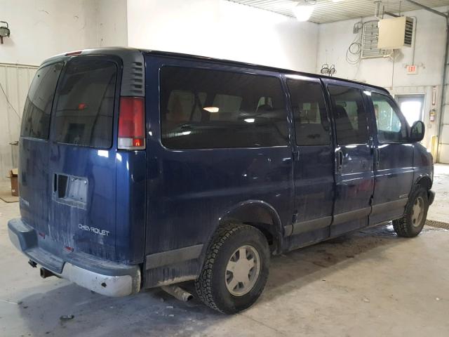 1GNFG15R7Y1150168 - 2000 CHEVROLET EXPRESS G1 BLUE photo 4