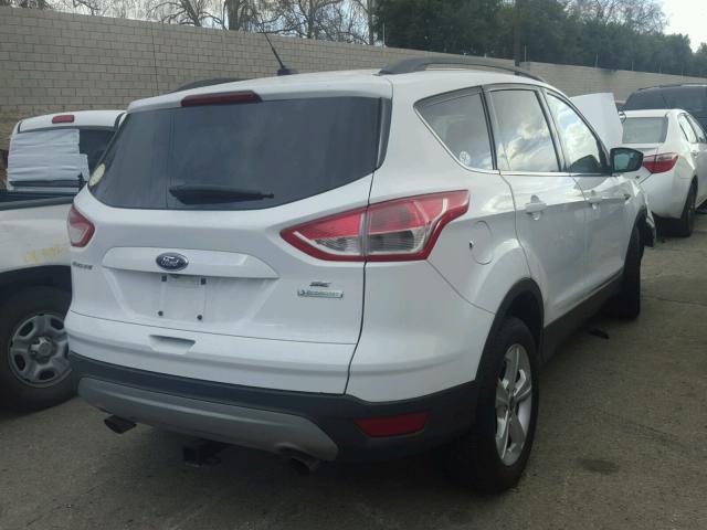 1FMCU0GX1FUA92222 - 2015 FORD ESCAPE SE WHITE photo 4