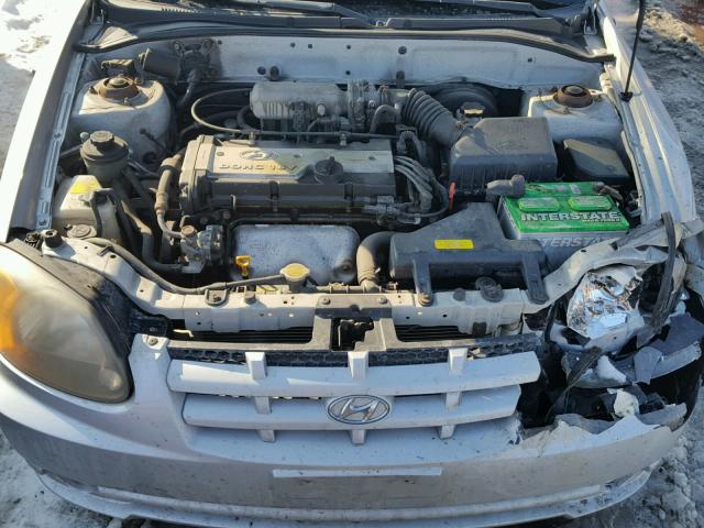 KMHCG45C73U477066 - 2003 HYUNDAI ACCENT GL SILVER photo 7