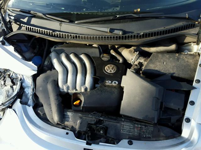 3VWCK31C24M409263 - 2004 VOLKSWAGEN NEW BEETLE 银色 照片 7