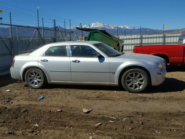 2C3LA63H46H102182 - 2006 CHRYSLER 300C SILVER photo 9