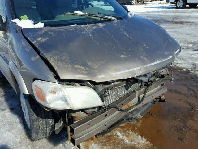 1GMDX03E54D157411 - 2004 PONTIAC MONTANA BROWN photo 9