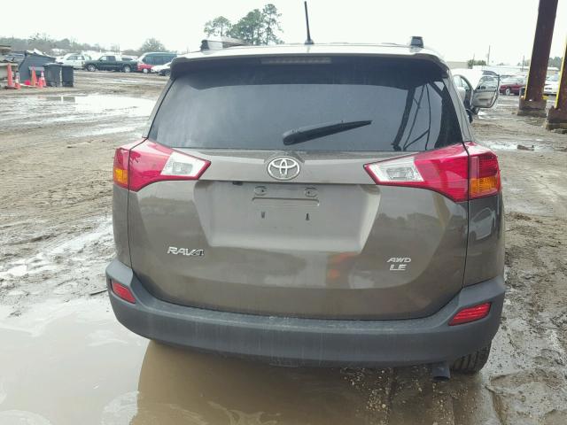 2T3BFREV1FW282766 - 2015 TOYOTA RAV4 LE GRAY photo 10