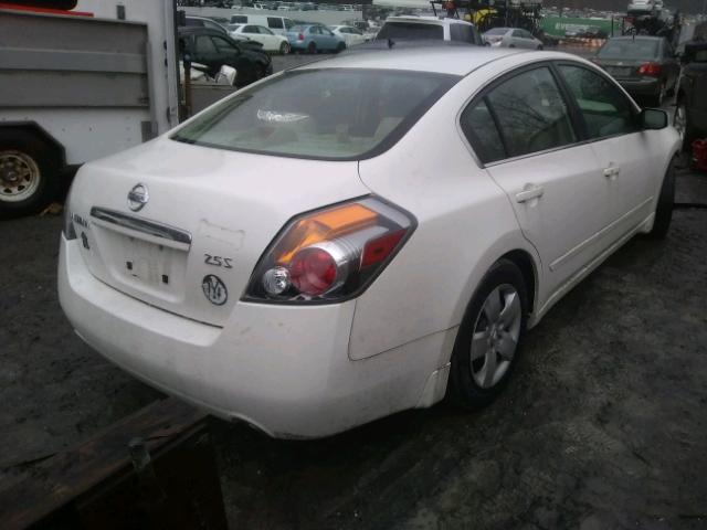 1N4AL21E17N422203 - 2007 NISSAN ALTIMA 2.5 WHITE photo 4