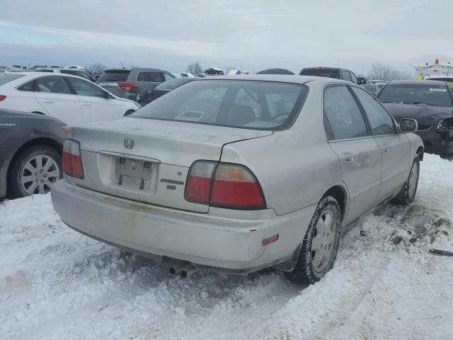 1HGCE6672VA012109 - 1997 HONDA ACCORD EX BEIGE photo 4