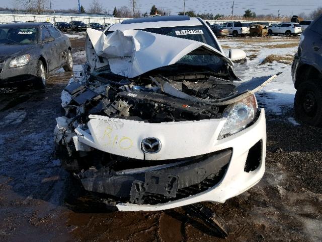 JM1BL1V75C1652090 - 2012 MAZDA 3 I WHITE photo 9