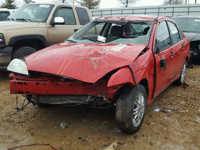 1FAHP34N36W126838 - 2006 FORD FOCUS ZX4 RED photo 2