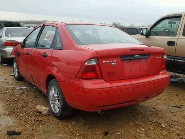 1FAHP34N36W126838 - 2006 FORD FOCUS ZX4 RED photo 3