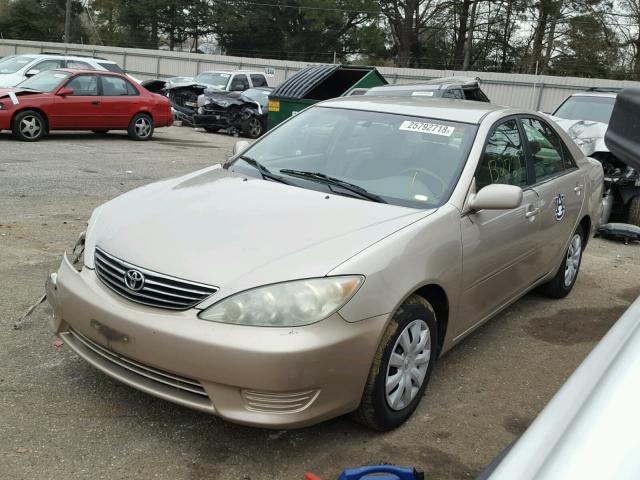 4T1BE30K35U562838 - 2005 TOYOTA CAMRY LE BEIGE photo 2