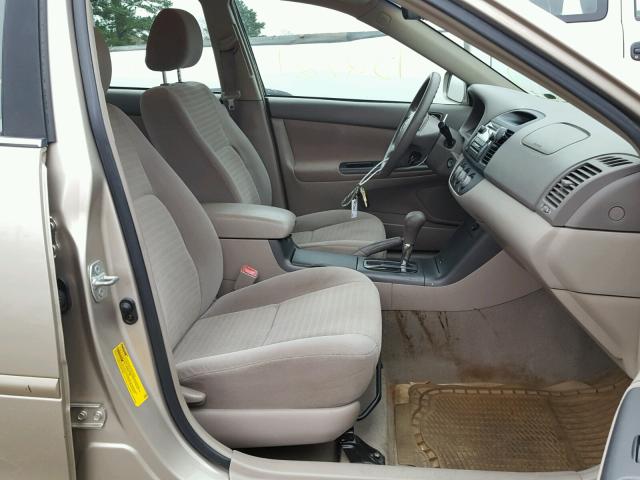 4T1BE30K35U562838 - 2005 TOYOTA CAMRY LE BEIGE photo 5